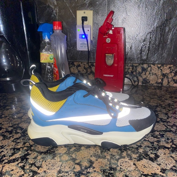 Dior sneakers only wore em once out to an event and never wore them again - Picture 2 of 3